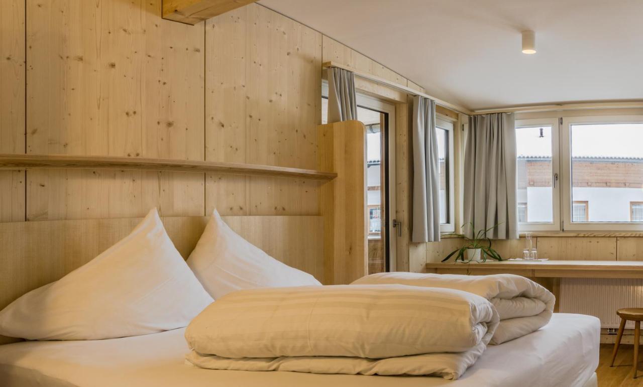 Hotel Gasthof Handl Schonberg im Stubaital Bagian luar foto