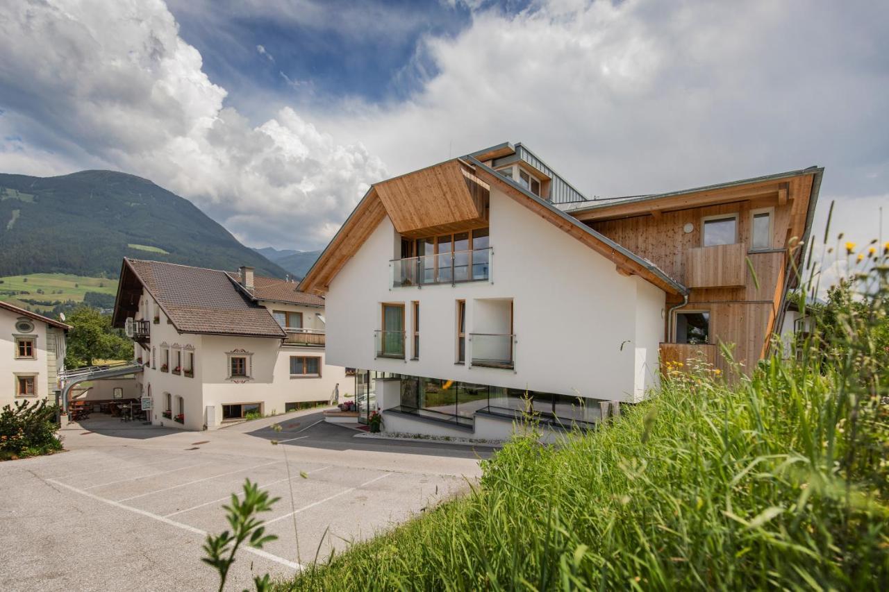 Hotel Gasthof Handl Schonberg im Stubaital Bagian luar foto